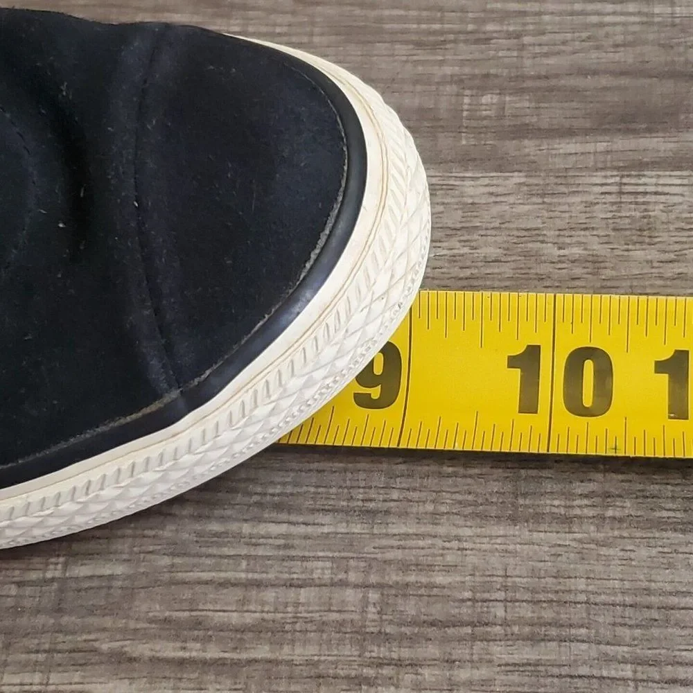 Converse Chuck Taylor All-Star Beverly Black Suede Lace-up Shoes‎ Size 1.5